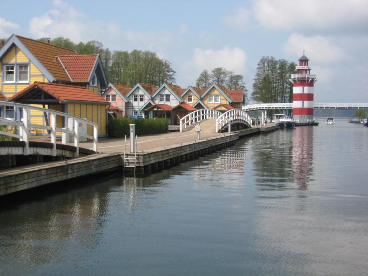 Loggiahaus Am Schloss, 5 Ferienwohnungen, Teils Mit Schloss- Und Seeblick Rheinsberg Luaran gambar